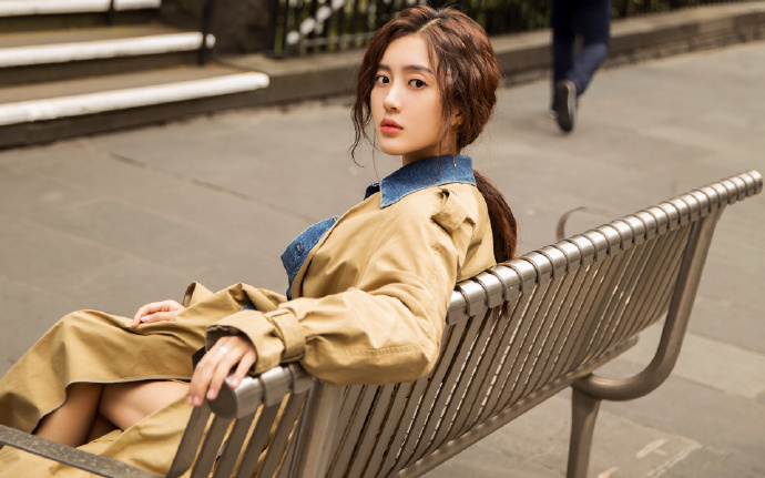 黄仁勋回应与雷军见面聊了啥